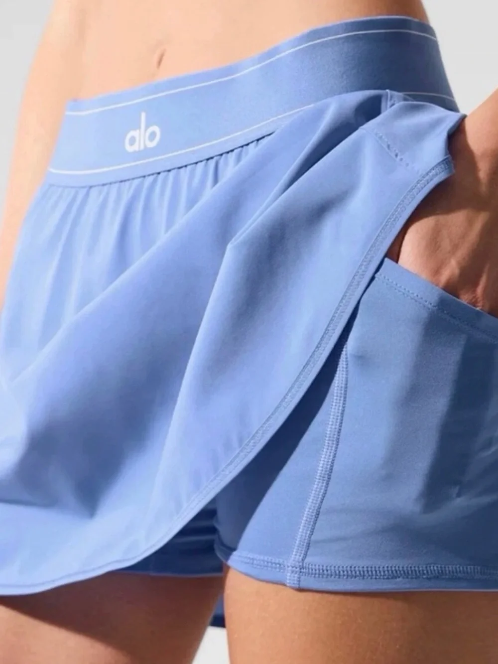 ALO Yoga Crystal Clear Blue Tennis Skirt SIZE M
